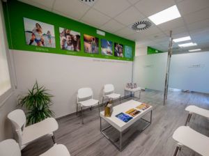 proyecto-decoracion-clinica-dental-rocio-montero-by-goodcompany-publicidad